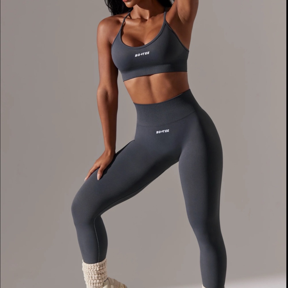 Bo+Tee butt lifting leggings